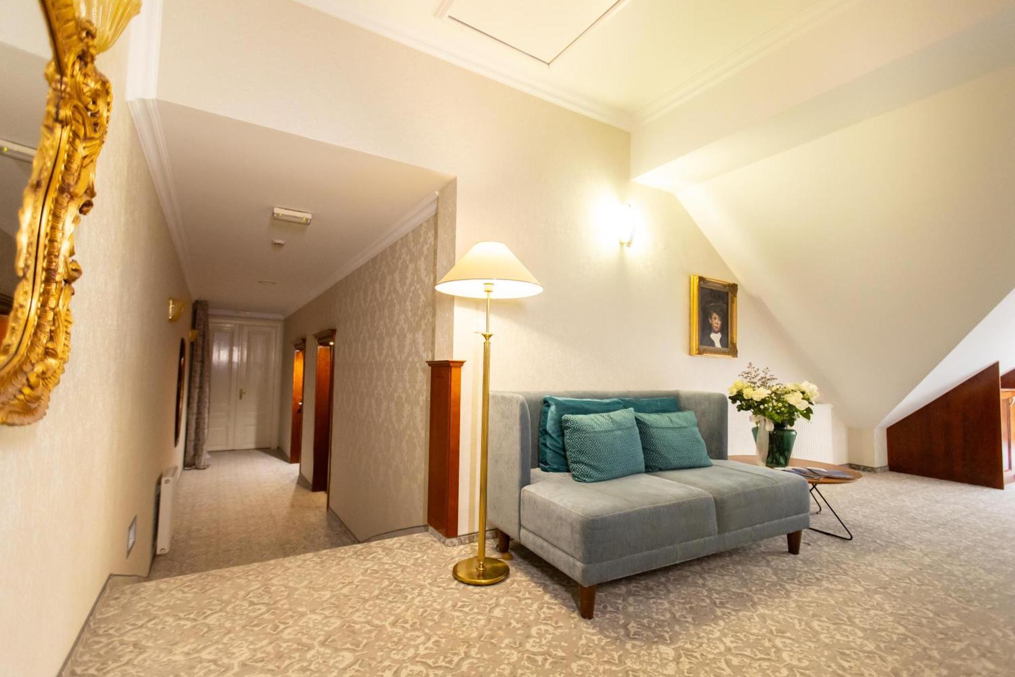 Hotel Waldinger Osijek Luaran gambar