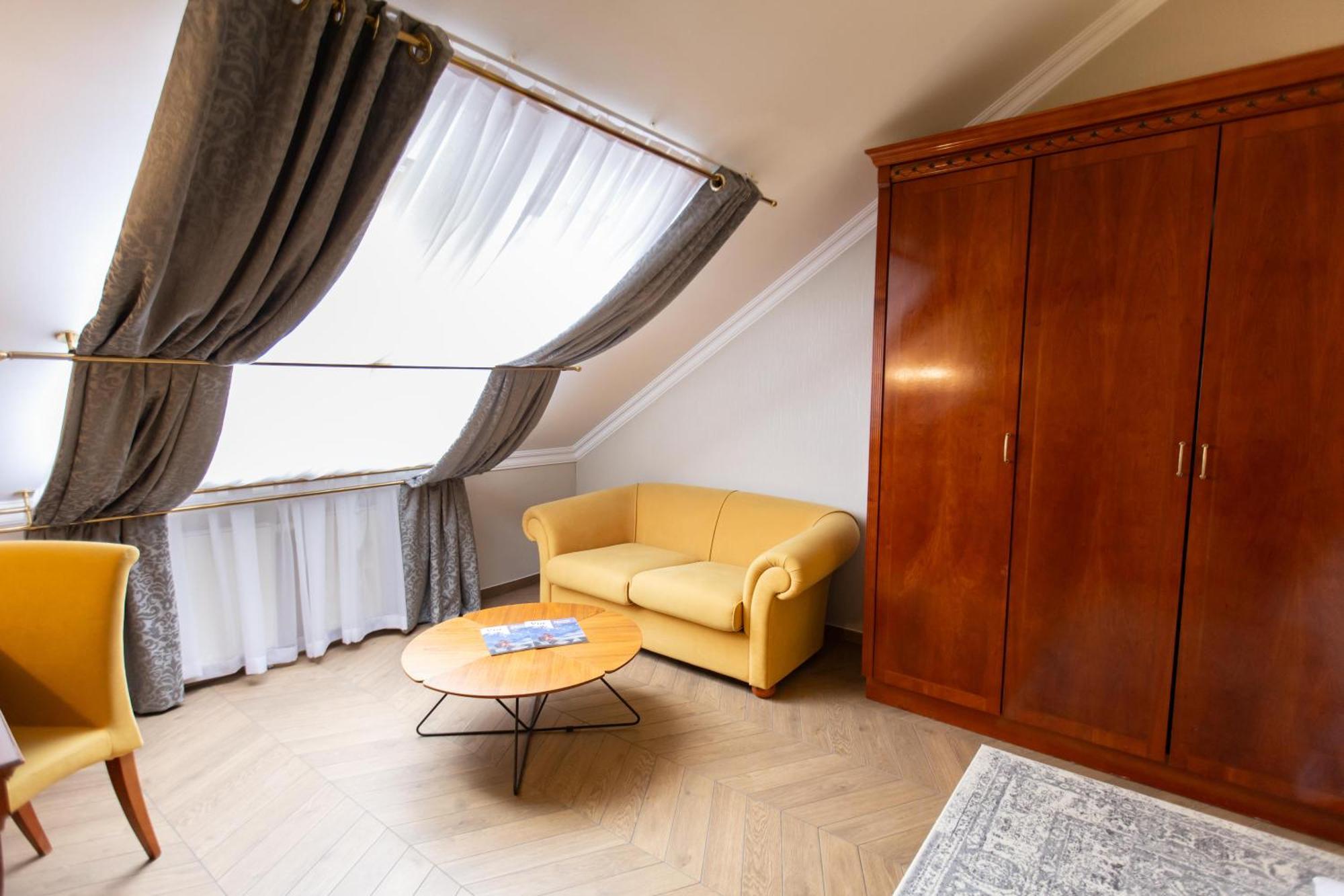Hotel Waldinger Osijek Luaran gambar