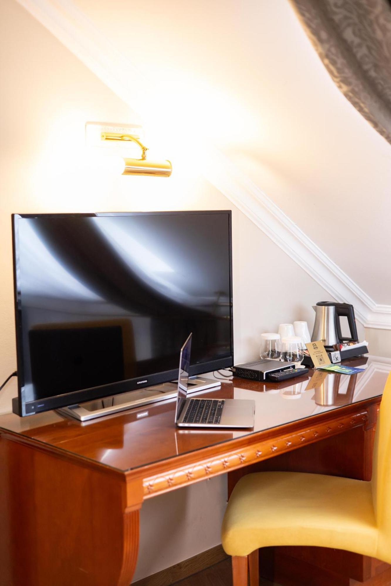 Hotel Waldinger Osijek Luaran gambar
